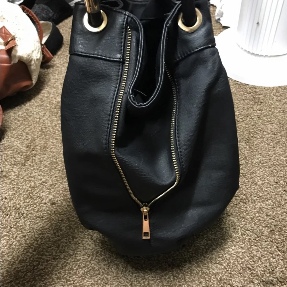 Handbag - Picture 4 of 4